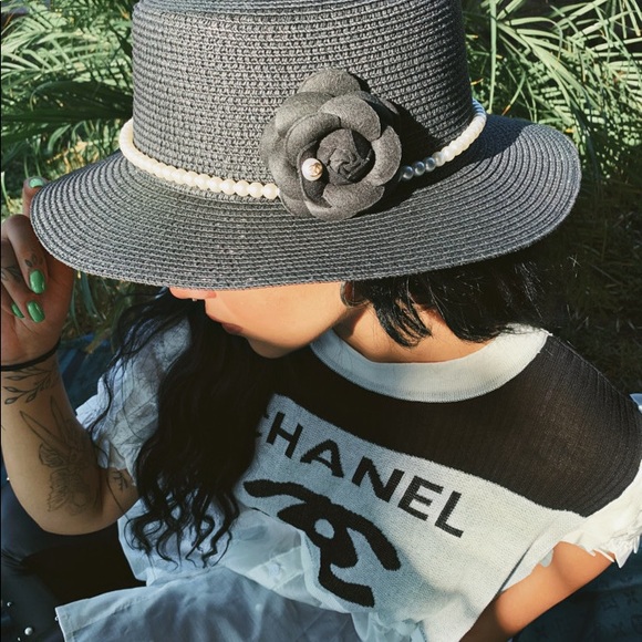 Summer rose hat